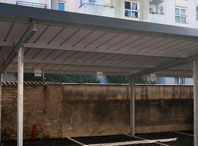 Azalee - Parking Gratuit - Terrasse Couverte - Proche Transport - Equipe 公寓 南锡